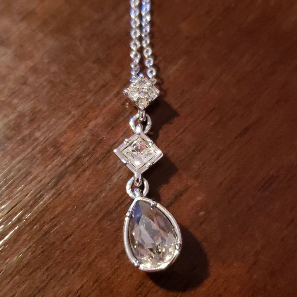 Swarovski pendant necklace
